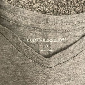 Burt’s Bees V neck shirt- gently used